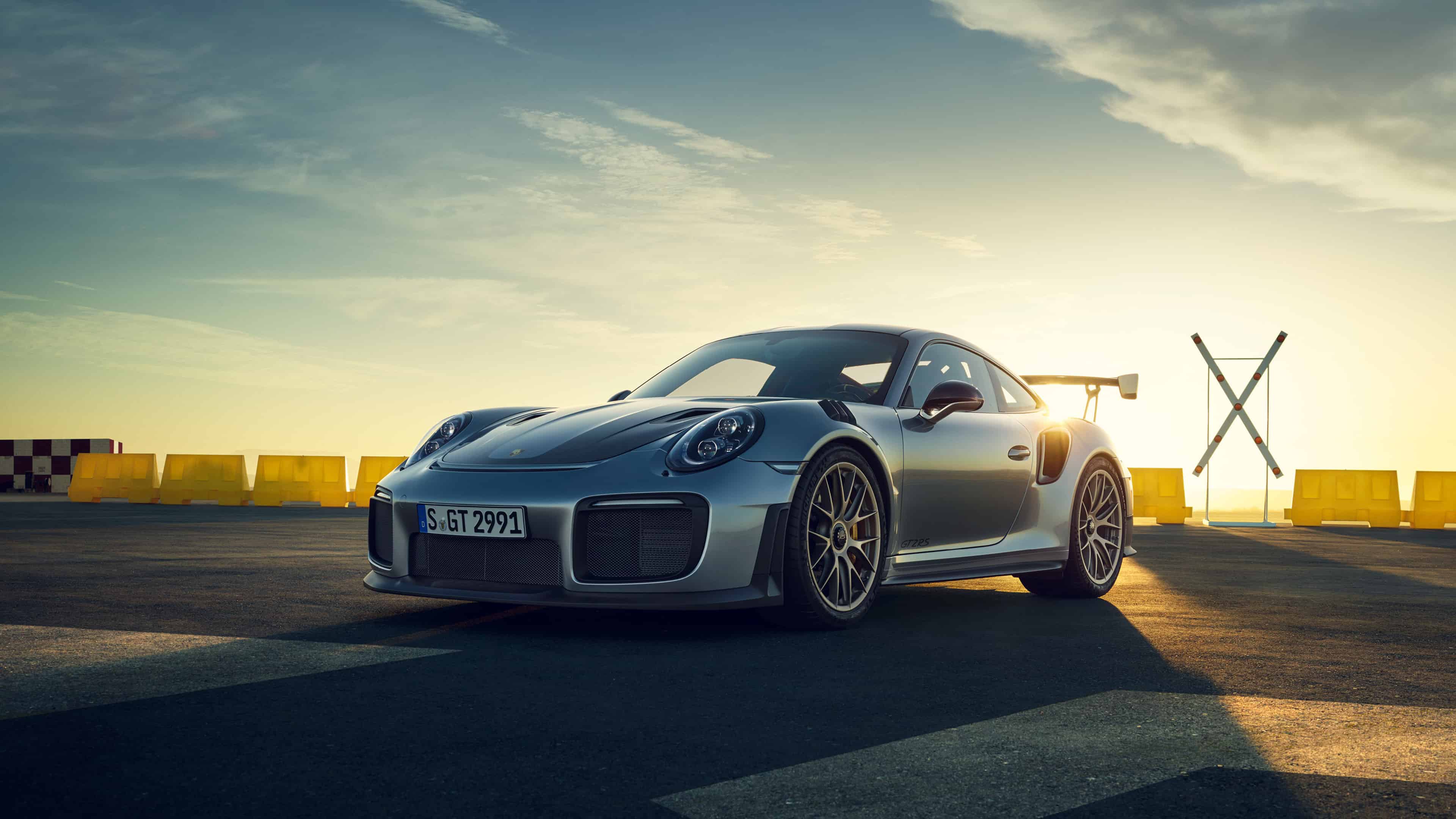 Porsche 911 Gt2 Rs Uhd 4k Wallpaper - Porsche Gt2 Rs 4k - HD Wallpaper 