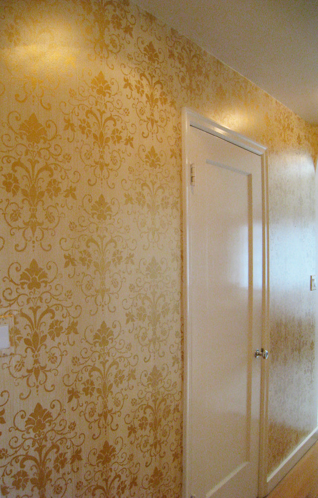 Construction Decorations Bedroom Hall Traditional With - Golden Metallic Wall Paint - HD Wallpaper 