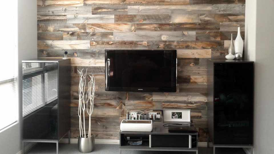 Peel & Stick Wood Decor - One Wood Wall In Living Room - HD Wallpaper 