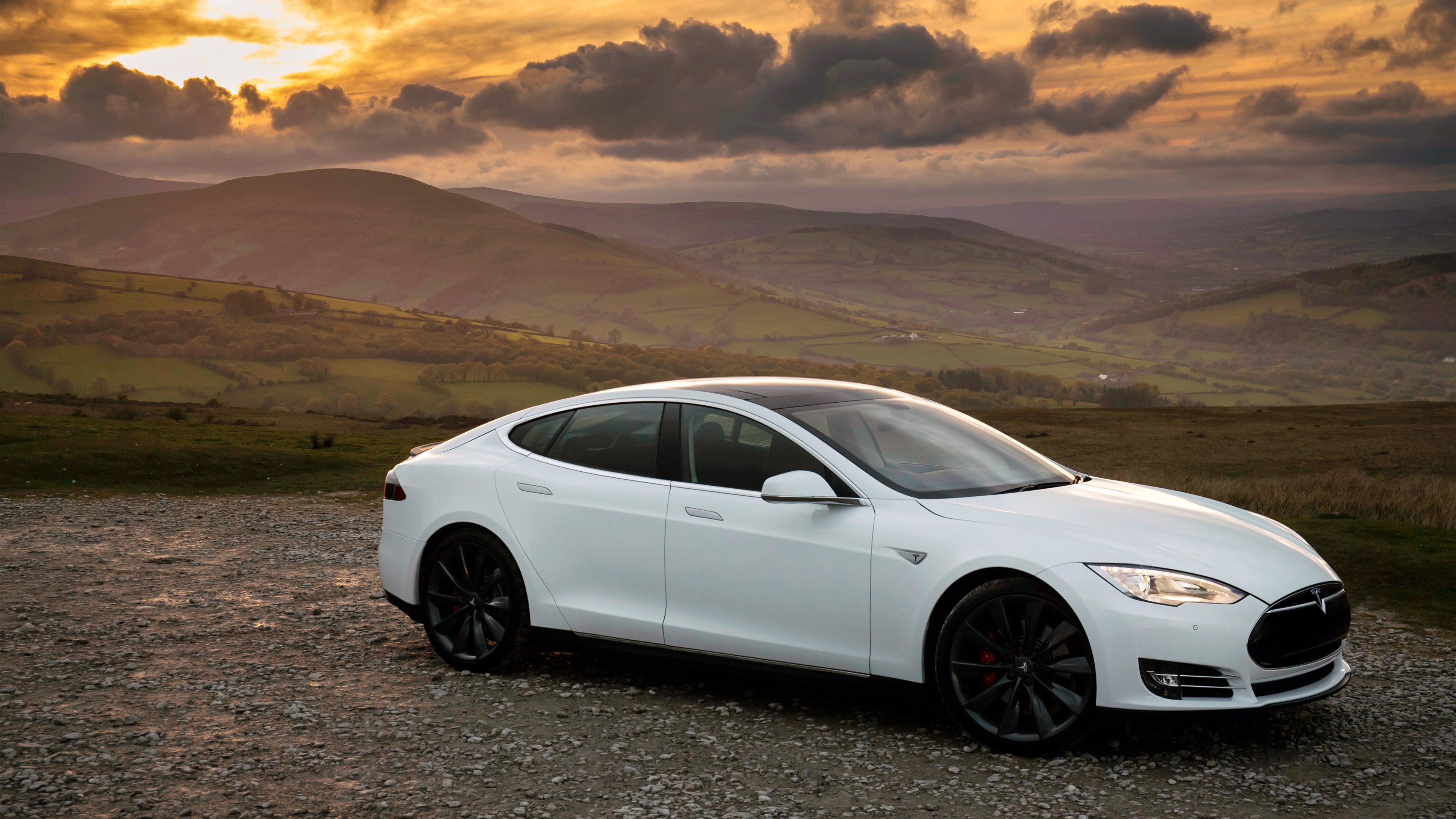 Wallpaper Tesla Model S White Car Side View - Tesla Model S Wallpaper White - HD Wallpaper 