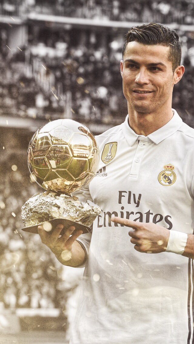 Ronaldo Ballon D Or 2017 - HD Wallpaper 