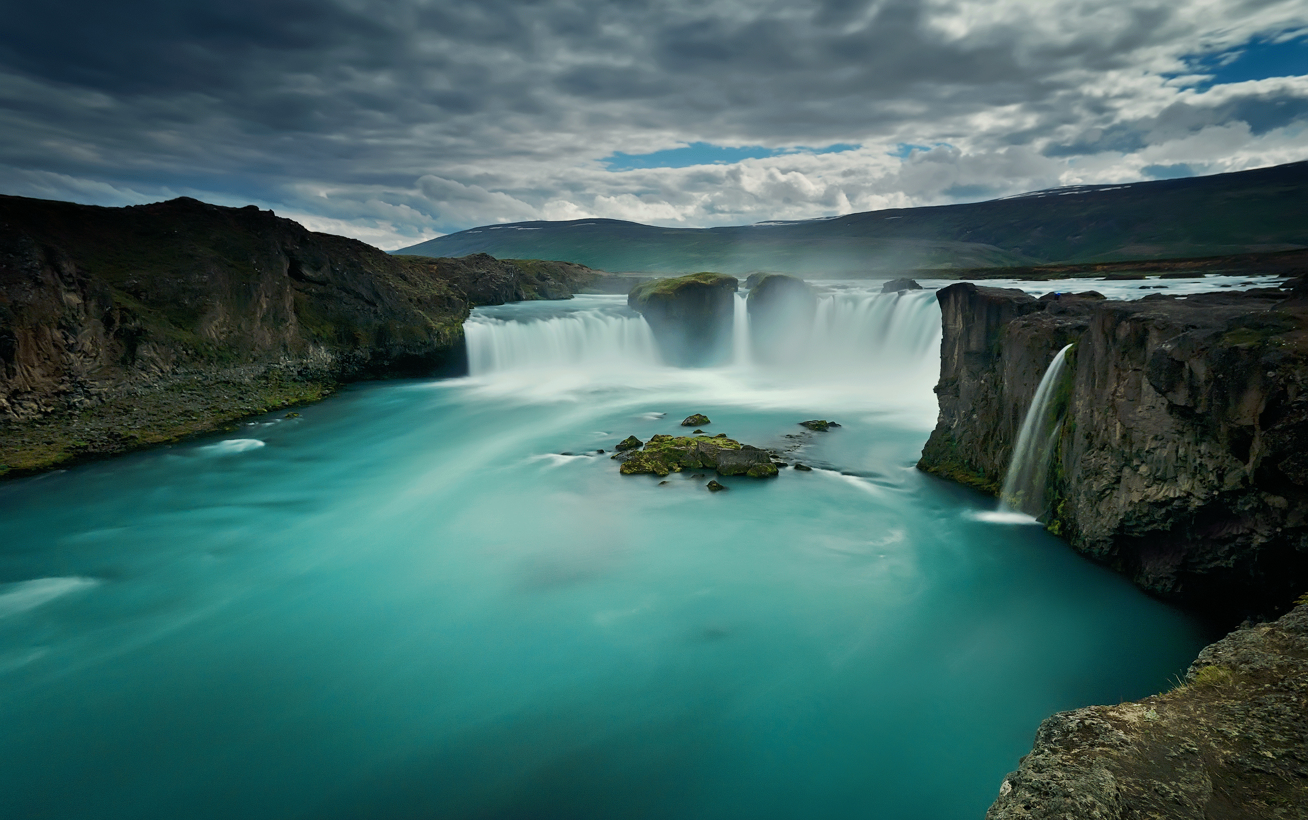 Godafoss - HD Wallpaper 