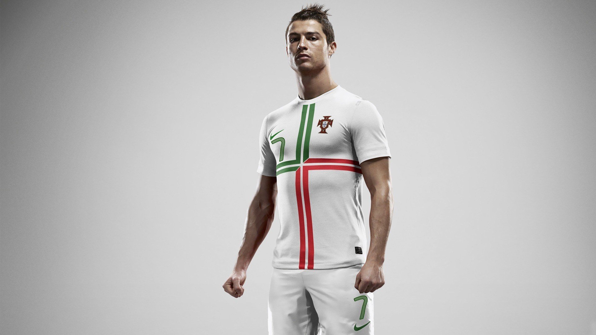 Cristiano Ronaldo - HD Wallpaper 