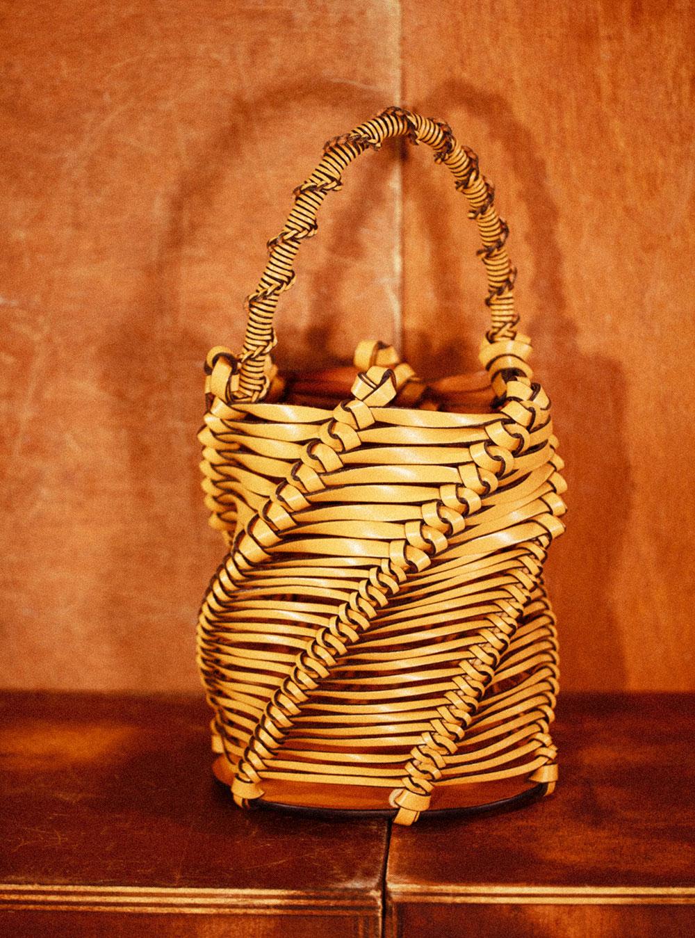 Spiral Bucket, By Idoia Cuesta - Loewe Basket Milan - HD Wallpaper 