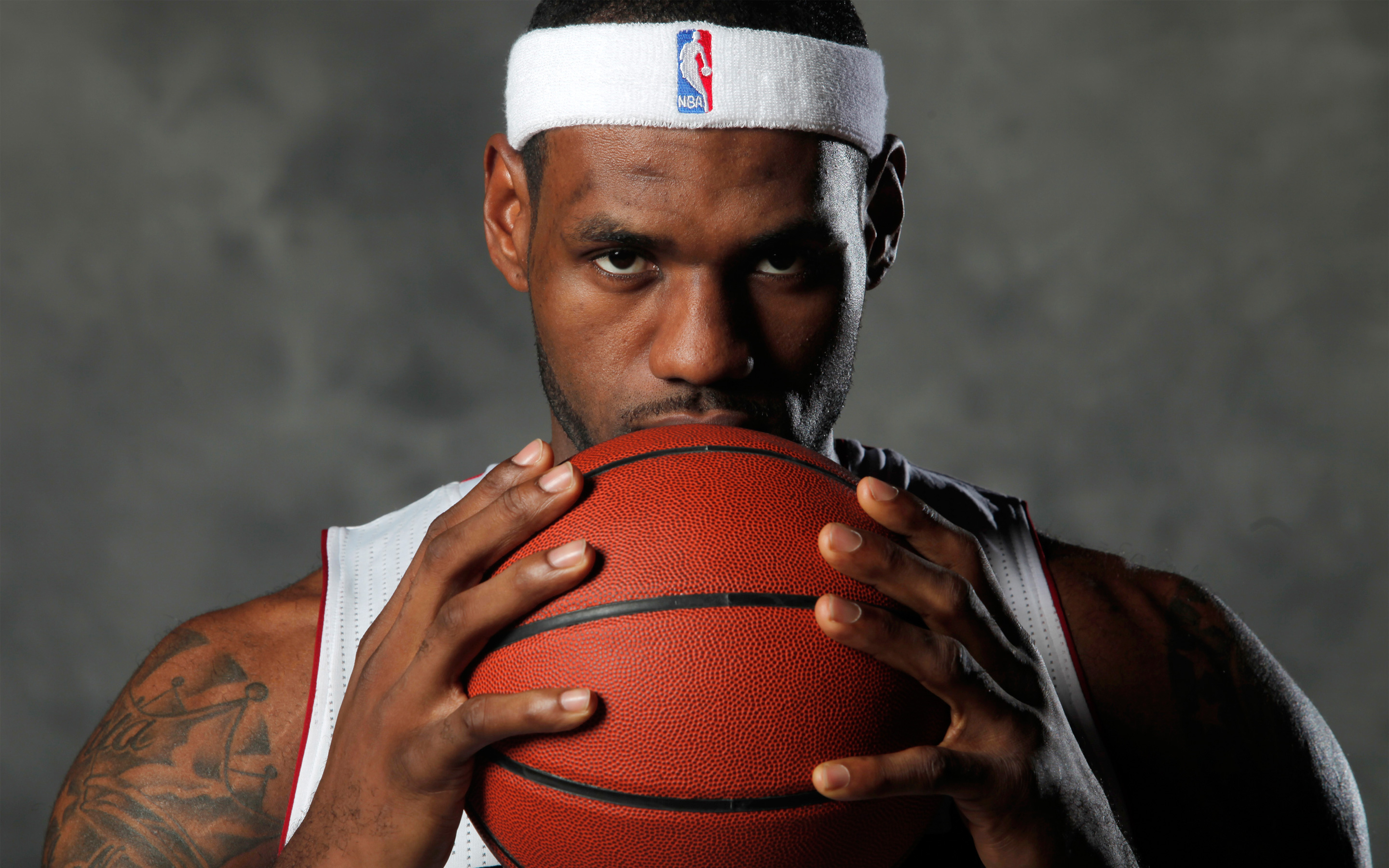 Lebron James - HD Wallpaper 