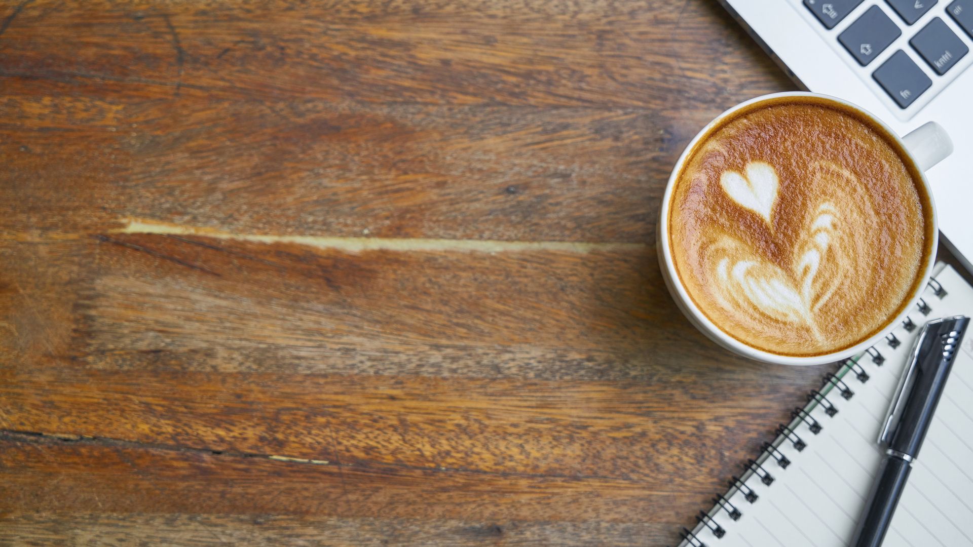 Coffee Cup Near Laptop Notebook - Coffee Wallpaper For Laptop - HD Wallpaper 