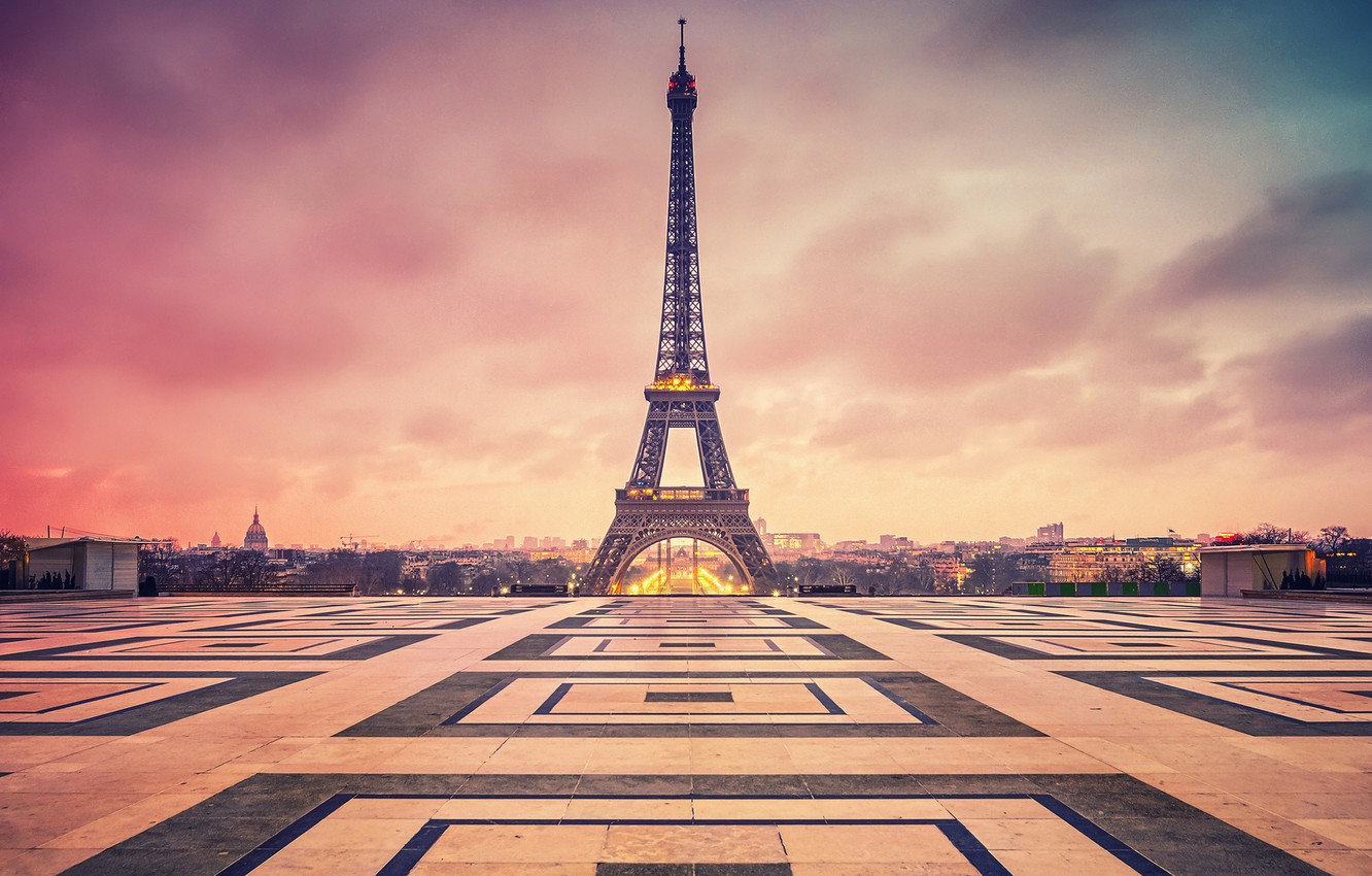 Photo Wallpaper Clouds, The City, France, Paris, The - Eiffel Tower - HD Wallpaper 