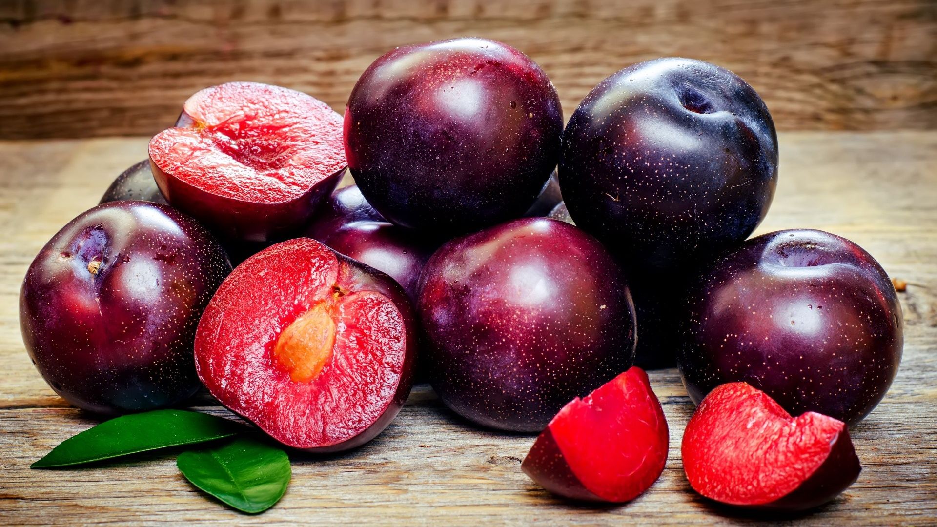 Plum Fruits Hd Wallpaper - Plum This Is Just To Say - HD Wallpaper 