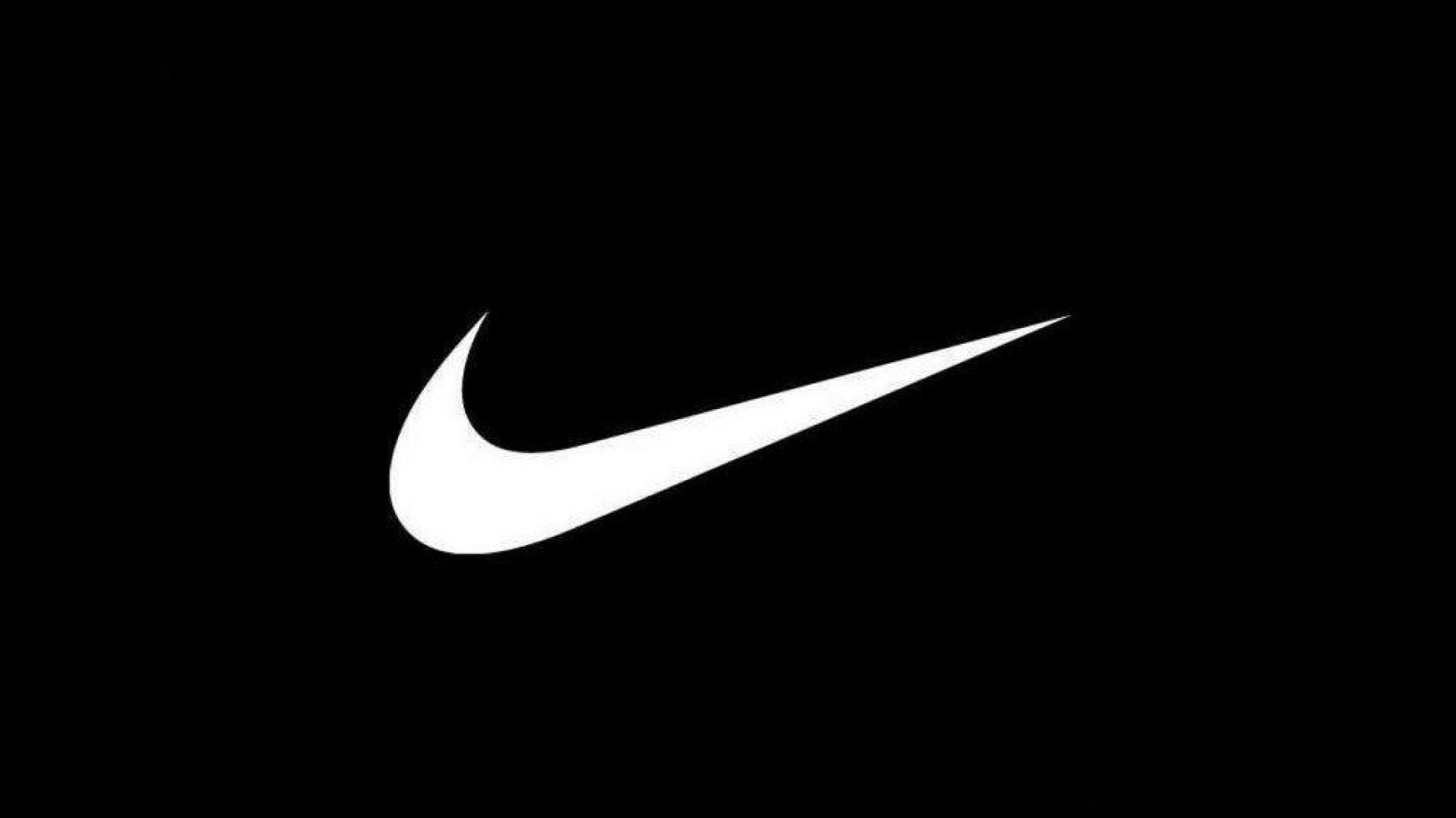 محبط منفصل سعيد nike logo vertical 