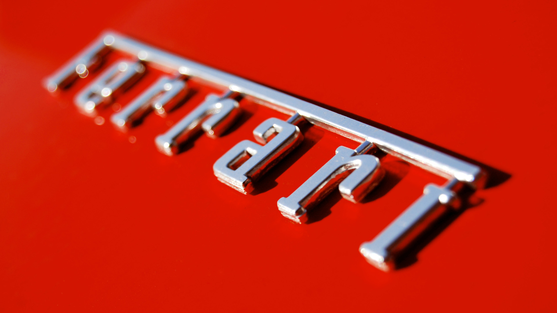 Ferrari Car Logo Desktop Wallpaper - Ferrari Logo - HD Wallpaper 