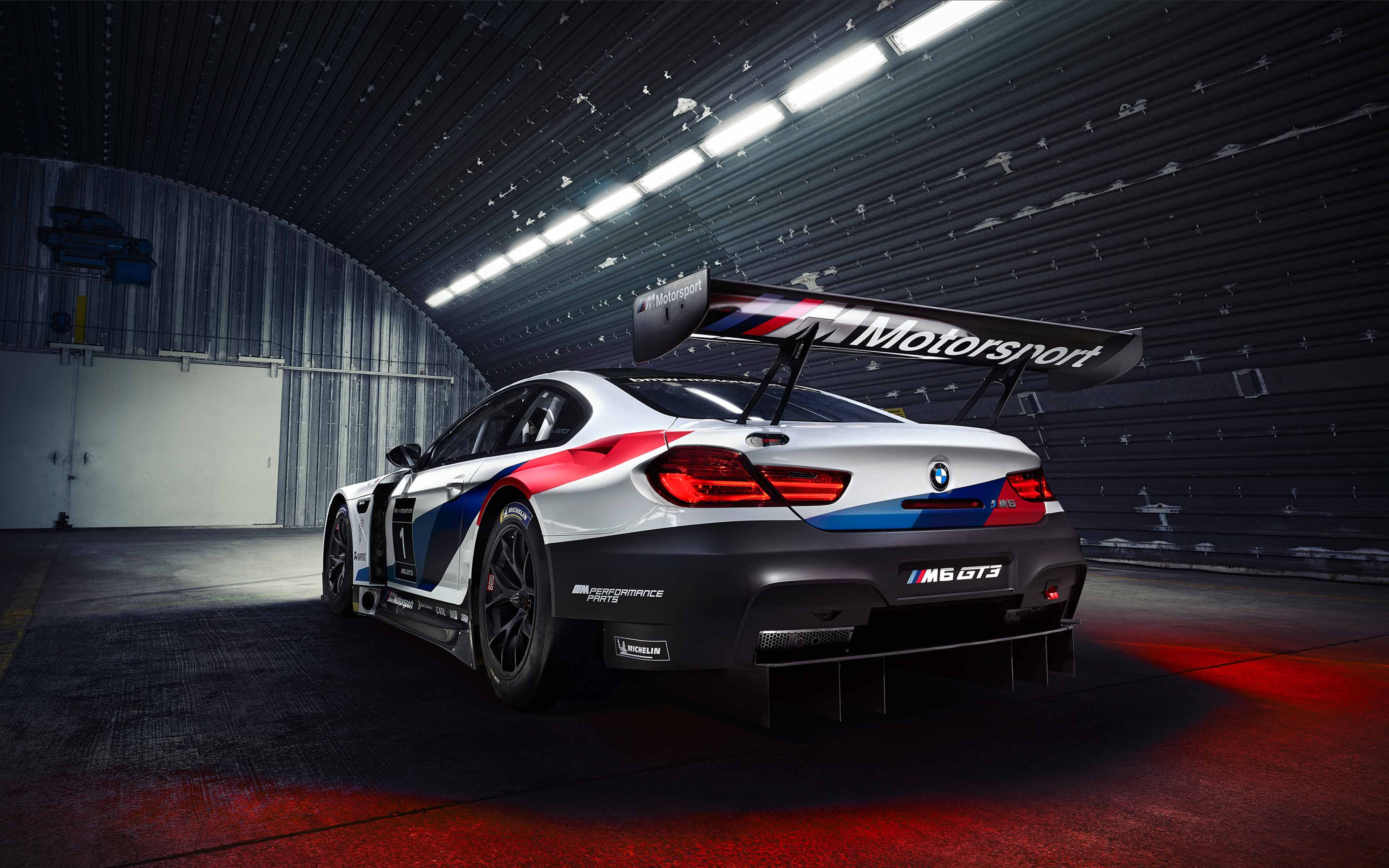 Bmw M6 Gt3 - Tunnel - HD Wallpaper 