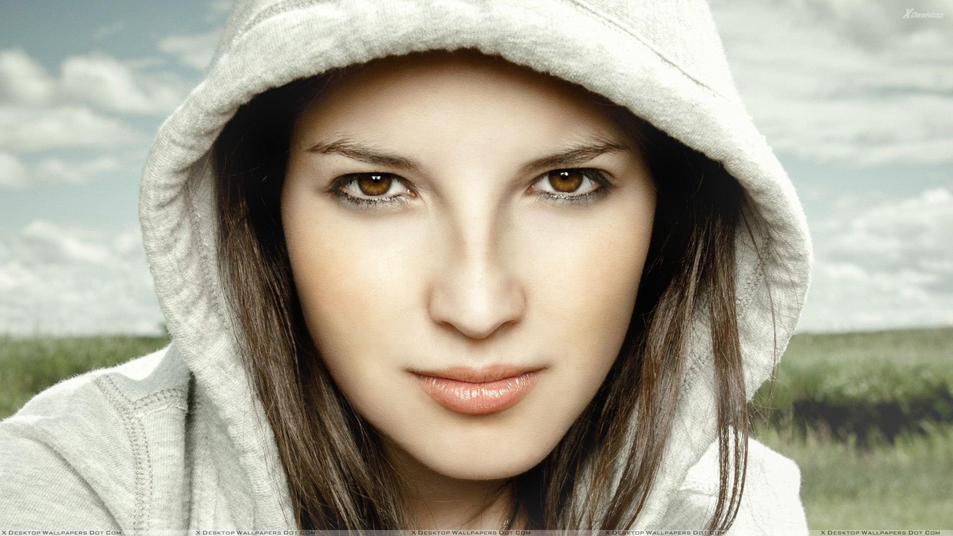 Cute Girl With Close Face - HD Wallpaper 