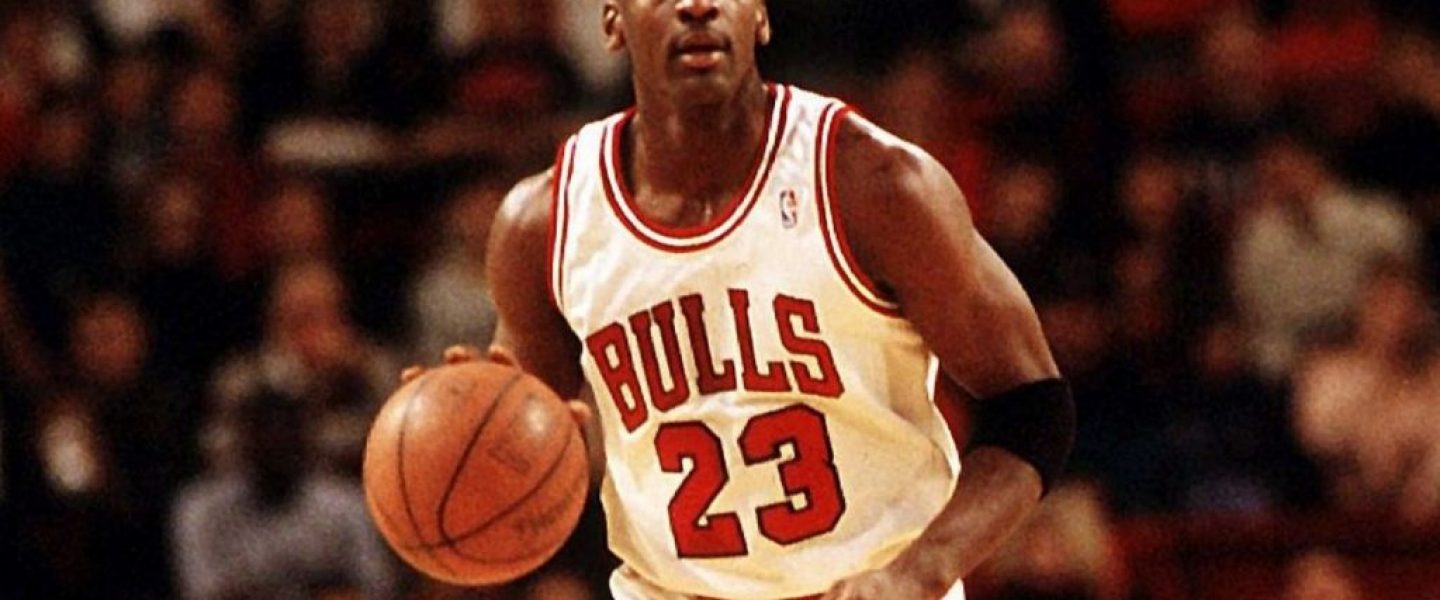 Michael Jordan Basketball Sport Wallpapers Hd Wallpapers - Michael Jordan - HD Wallpaper 