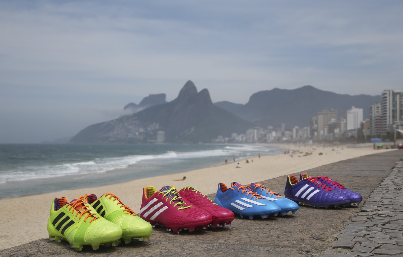 Photo Wallpaper Beach, Mountains, The Ocean, Football, - Adidas Coupé Du Monde 2014 - HD Wallpaper 