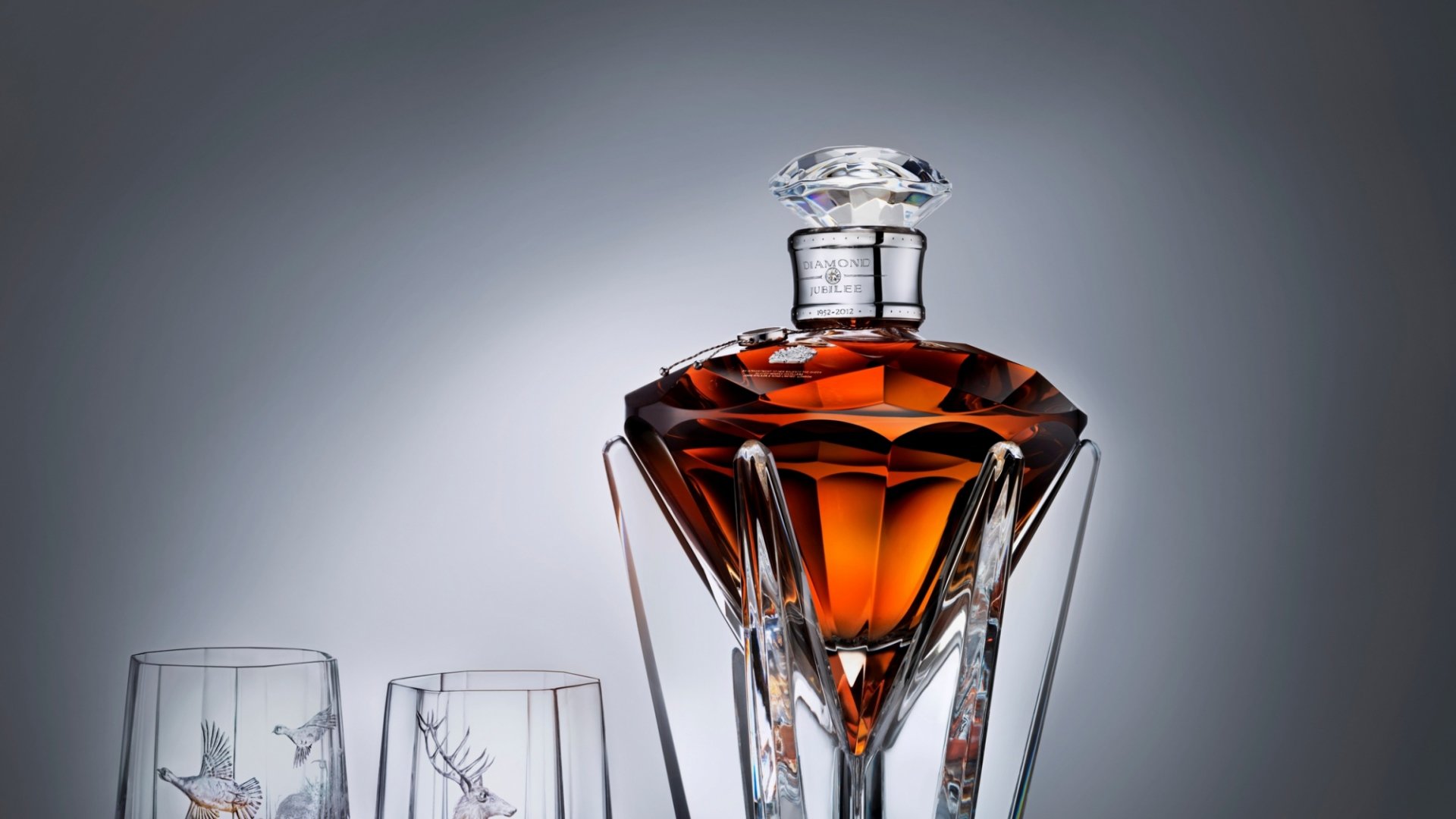 Awesome Whisky Free Wallpaper Id - Johnnie Walker Diamond Jubilee - HD Wallpaper 