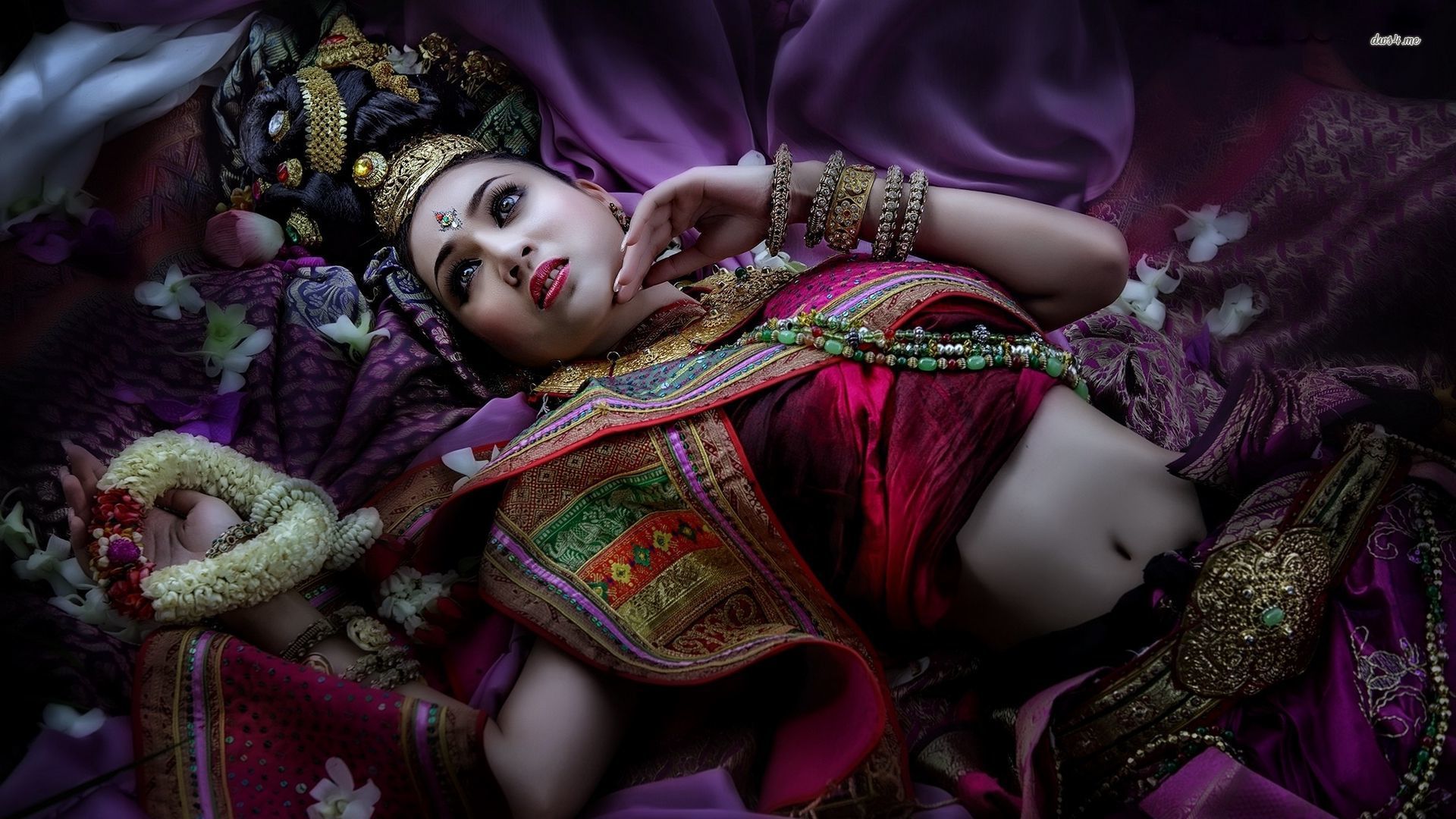 Indian Girl - HD Wallpaper 