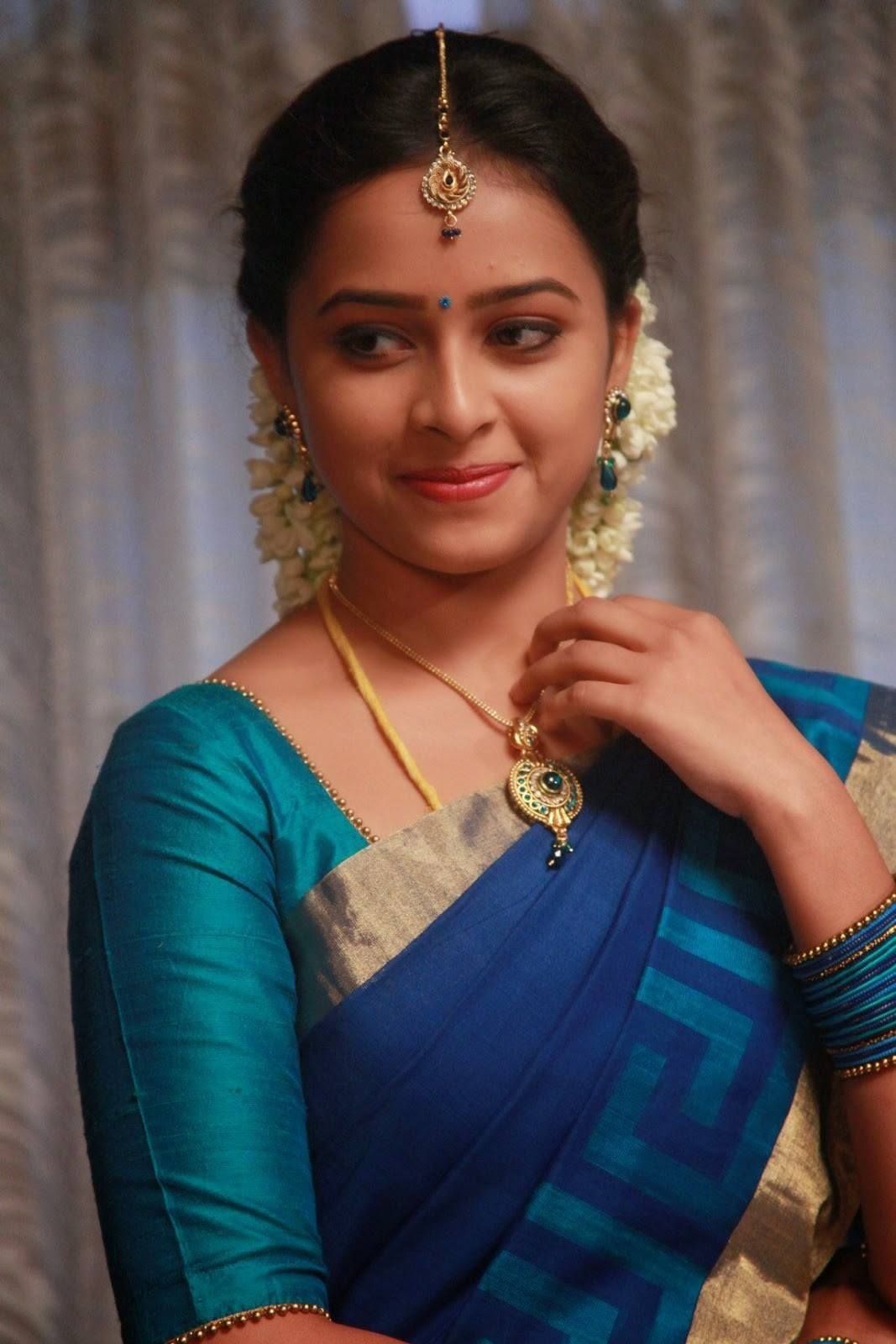 Sri Divya - HD Wallpaper 