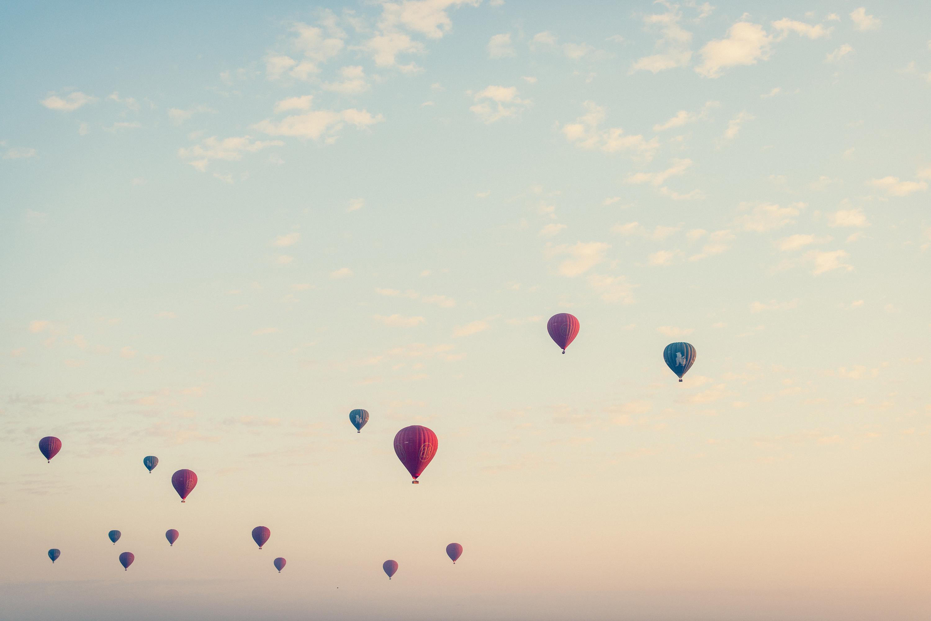 Tiranga Wallpaper Photos Hot - Lots Of Air Balloons Flying - HD Wallpaper 