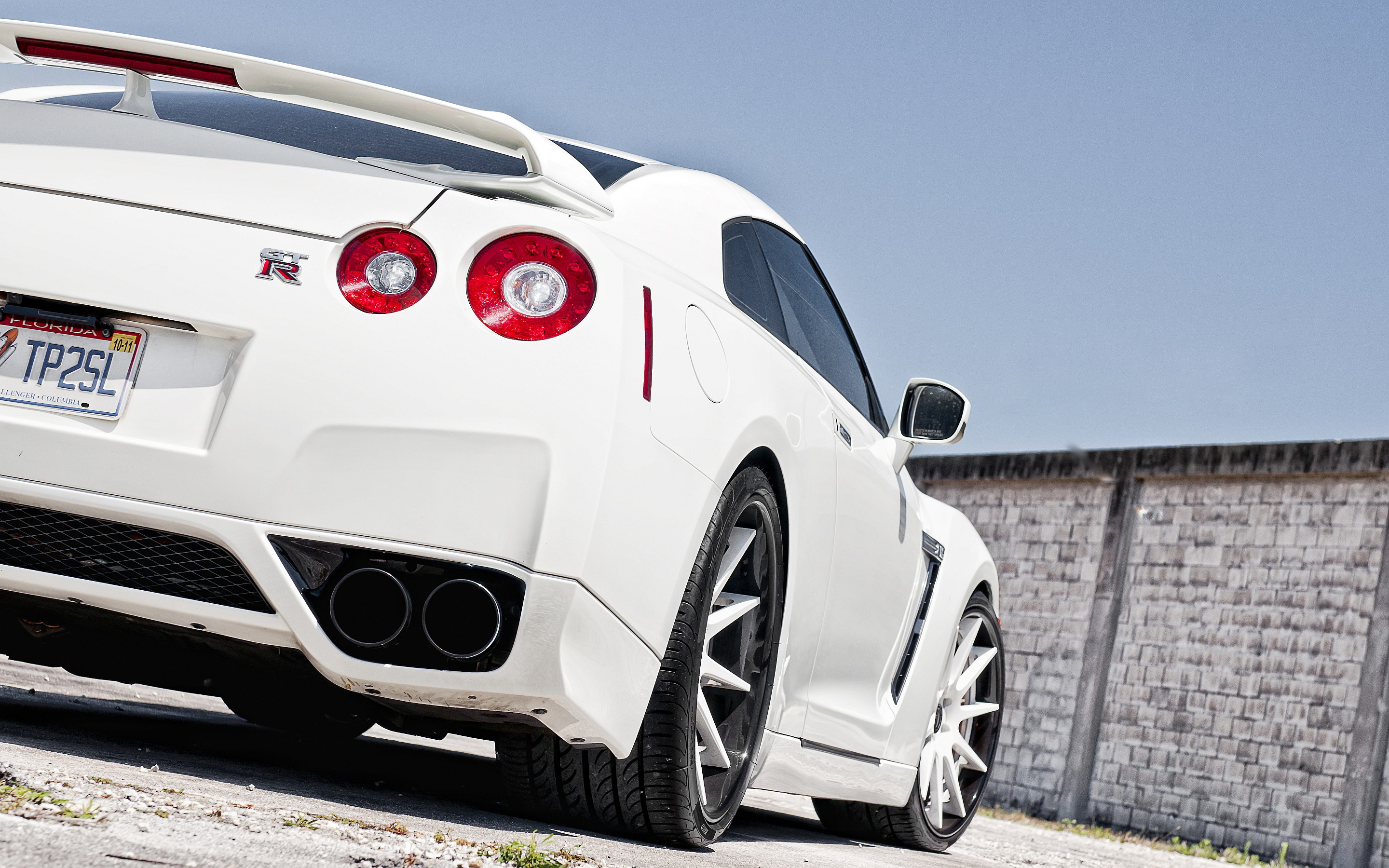 Nissan Gtr White Hd - HD Wallpaper 