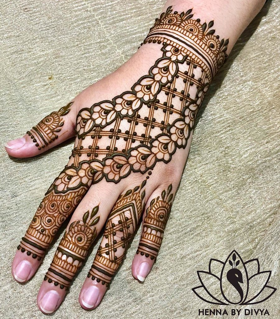 Bridal Simple Mehendi Design - HD Wallpaper 