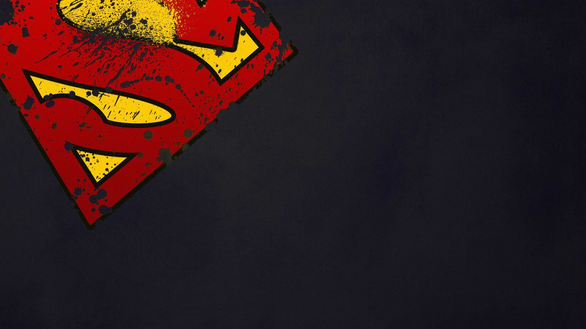 Superman Iphone Wallpaper - Jim Lee Superman Funko - HD Wallpaper 