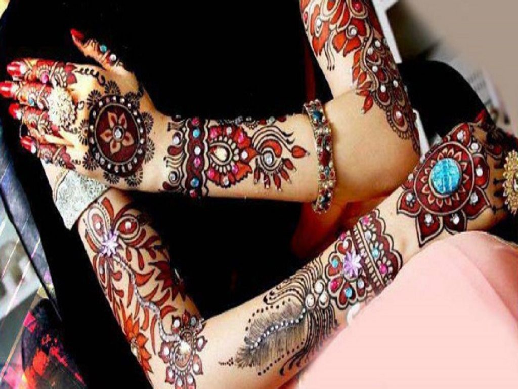 Full Bazo Mehndi Designs - HD Wallpaper 