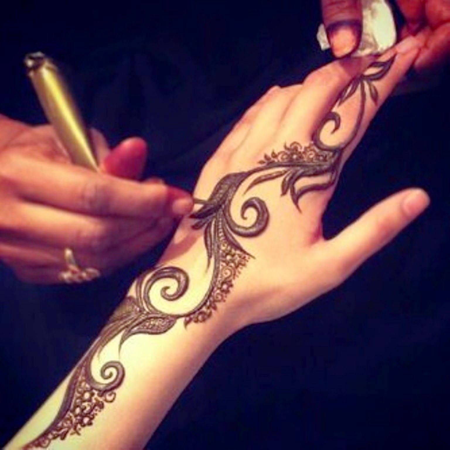 Arabic Hd Mehndi Designs - HD Wallpaper 