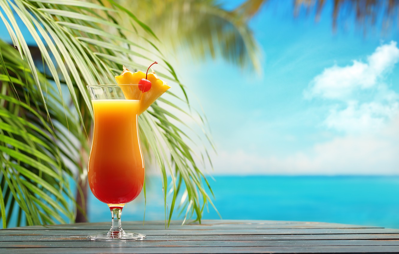 Photo Wallpaper Sea, Beach, Cocktail, Summer, Fruit, - Tropical Drink On Beach - HD Wallpaper 