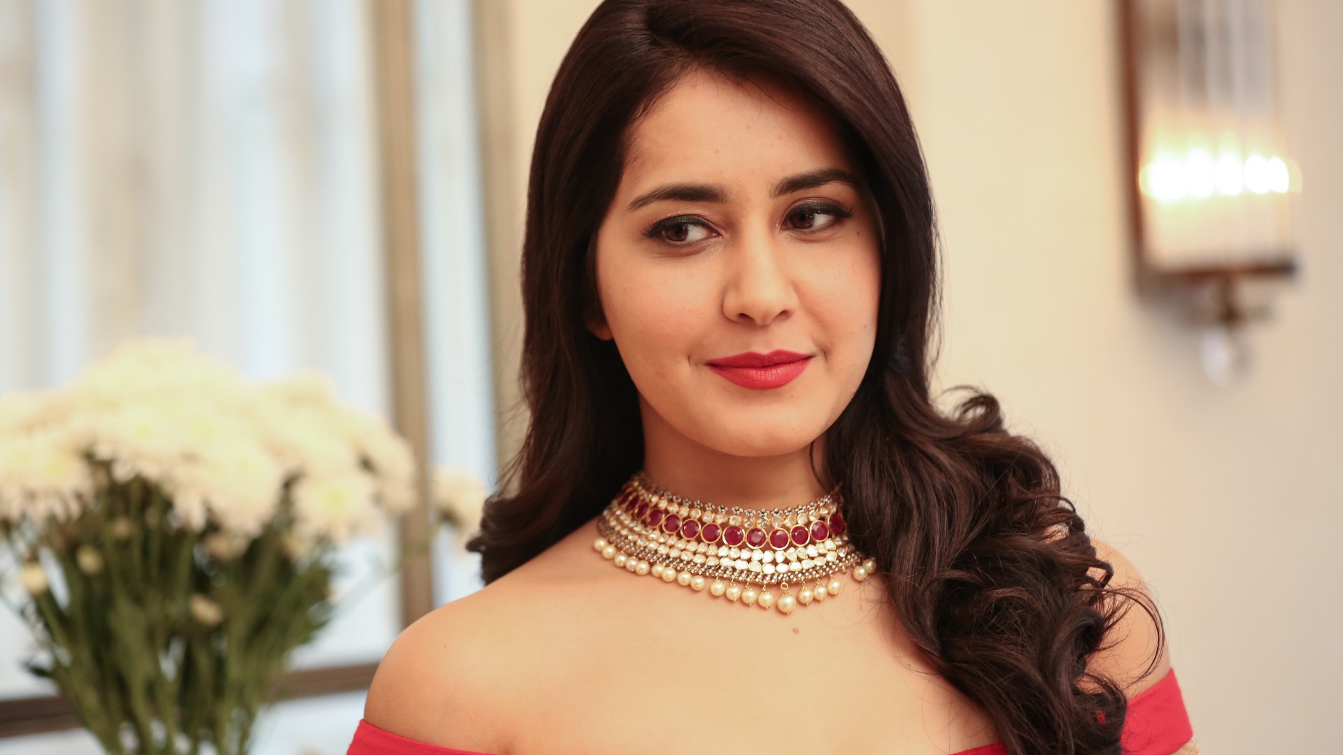 Rashi Khanna - HD Wallpaper 