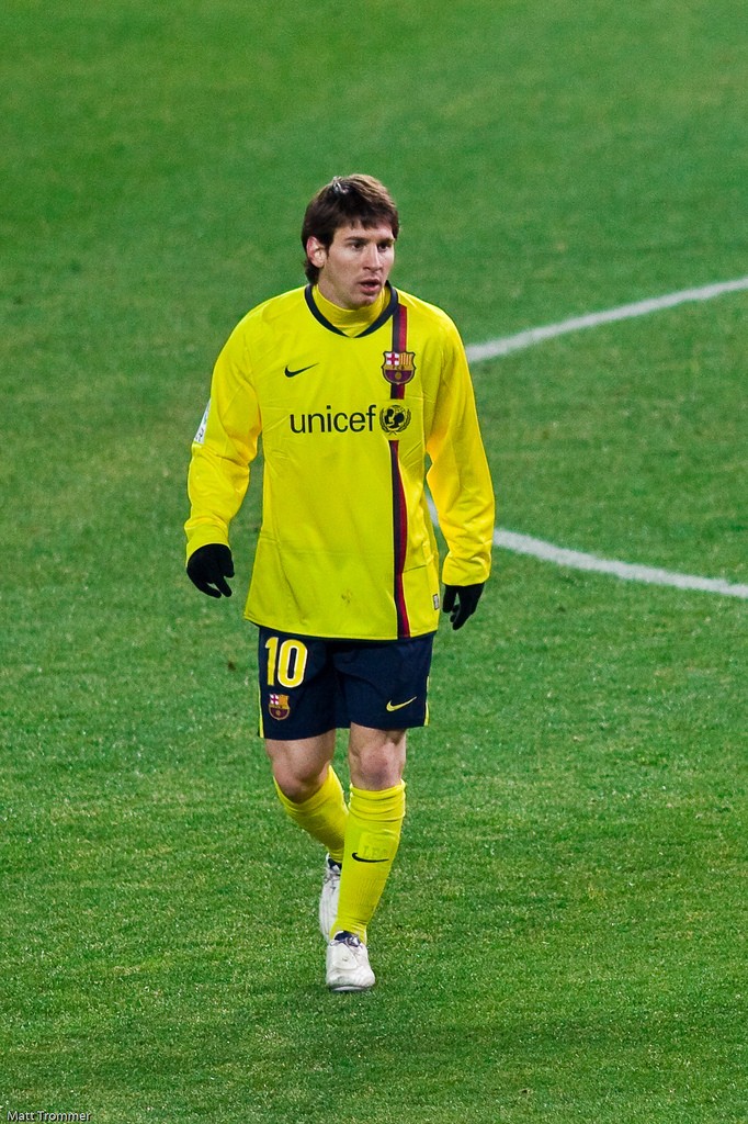 messi yellow jersey