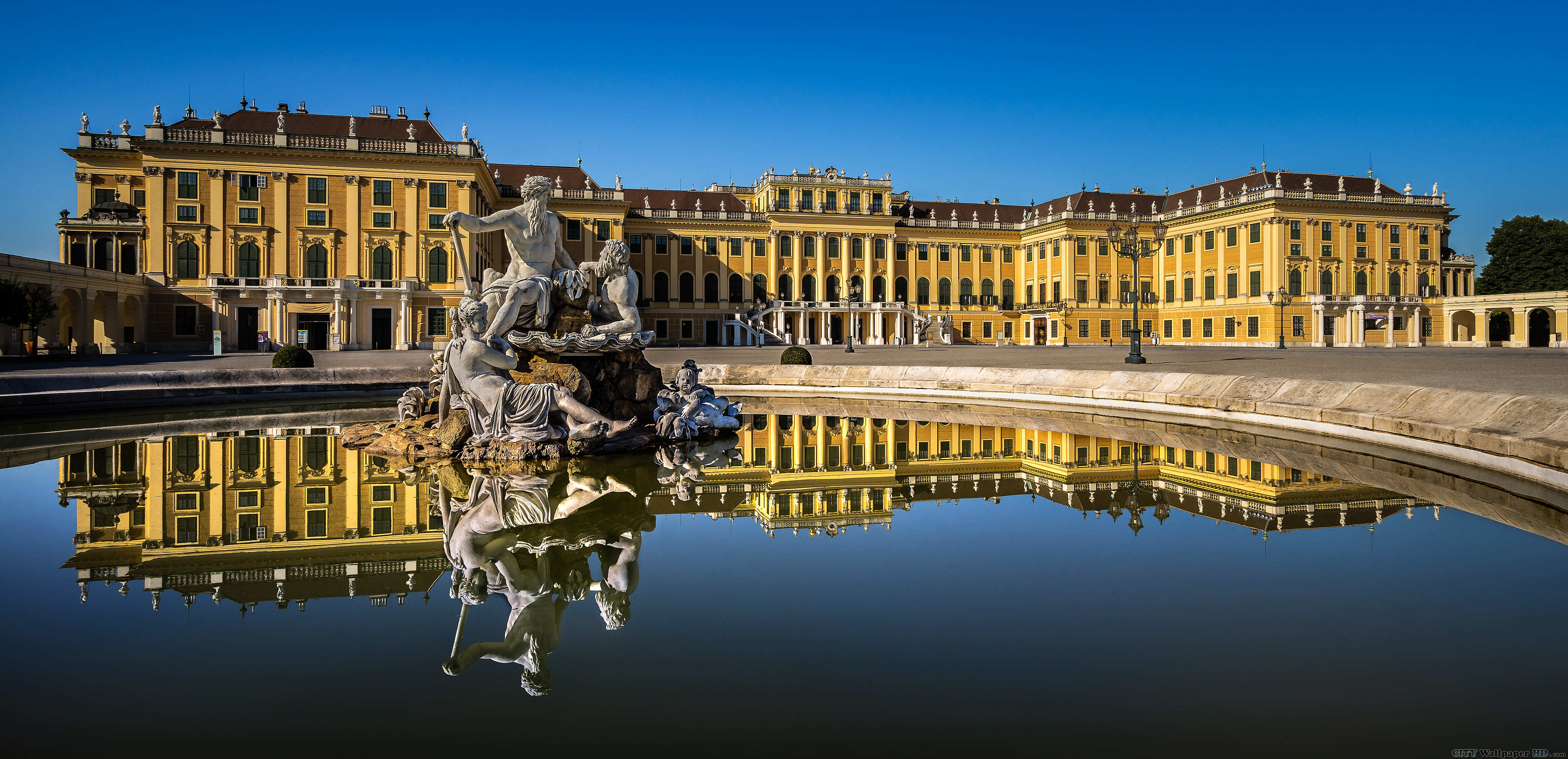 Schonbrunn Palace Wallpaper - Schönbrunn Palace - HD Wallpaper 