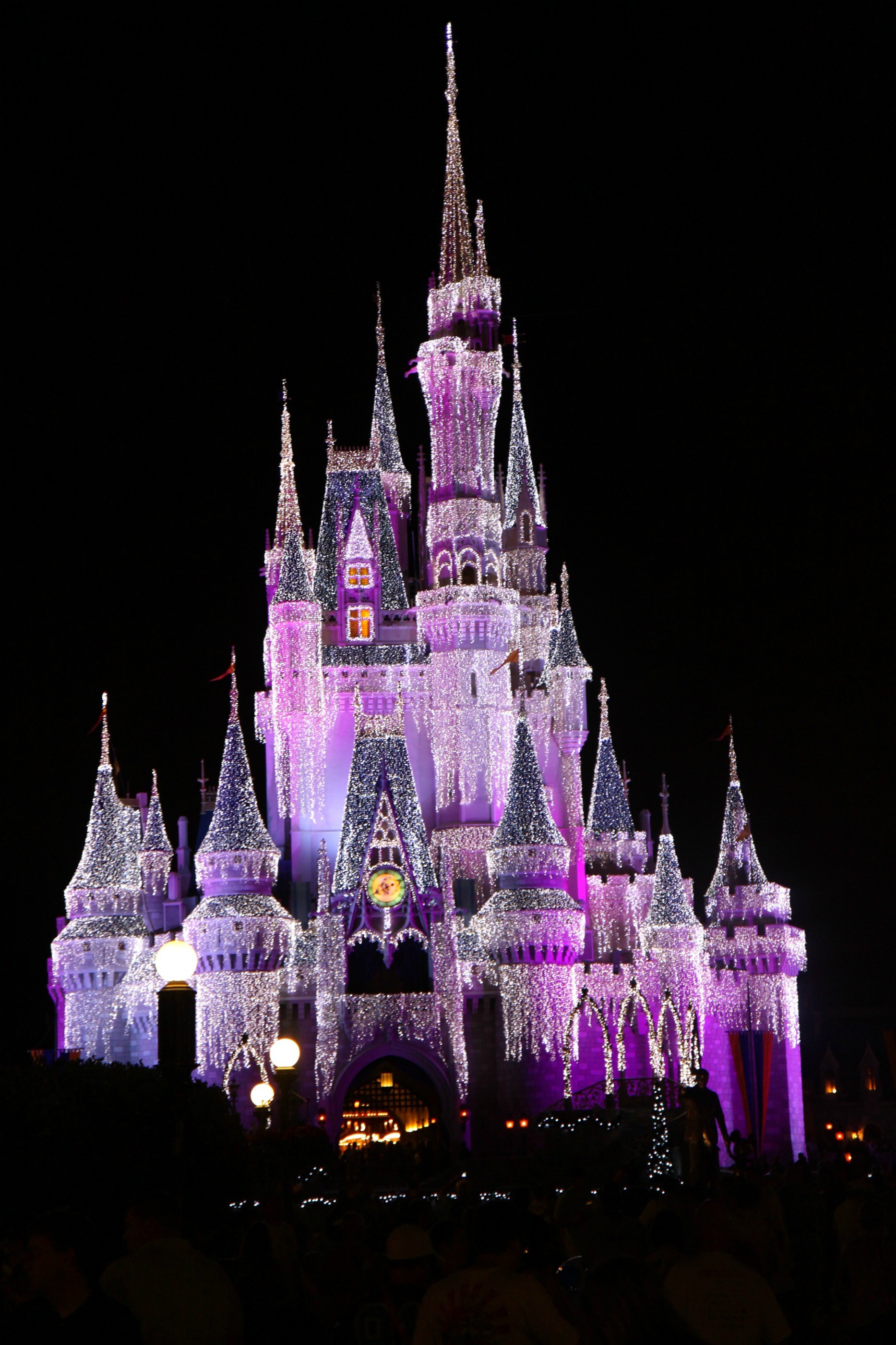 Iphone 5 Wallpaper Displaying 13 Images For Disney - Cinderella Castle - HD Wallpaper 