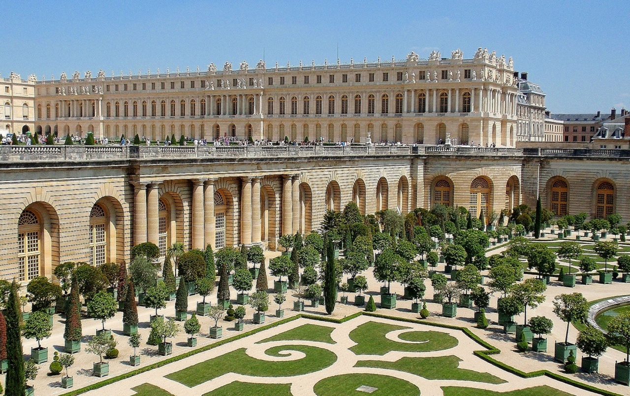 Palace Of Versailles One Wallpapers - Gardens Of Versailles - HD Wallpaper 