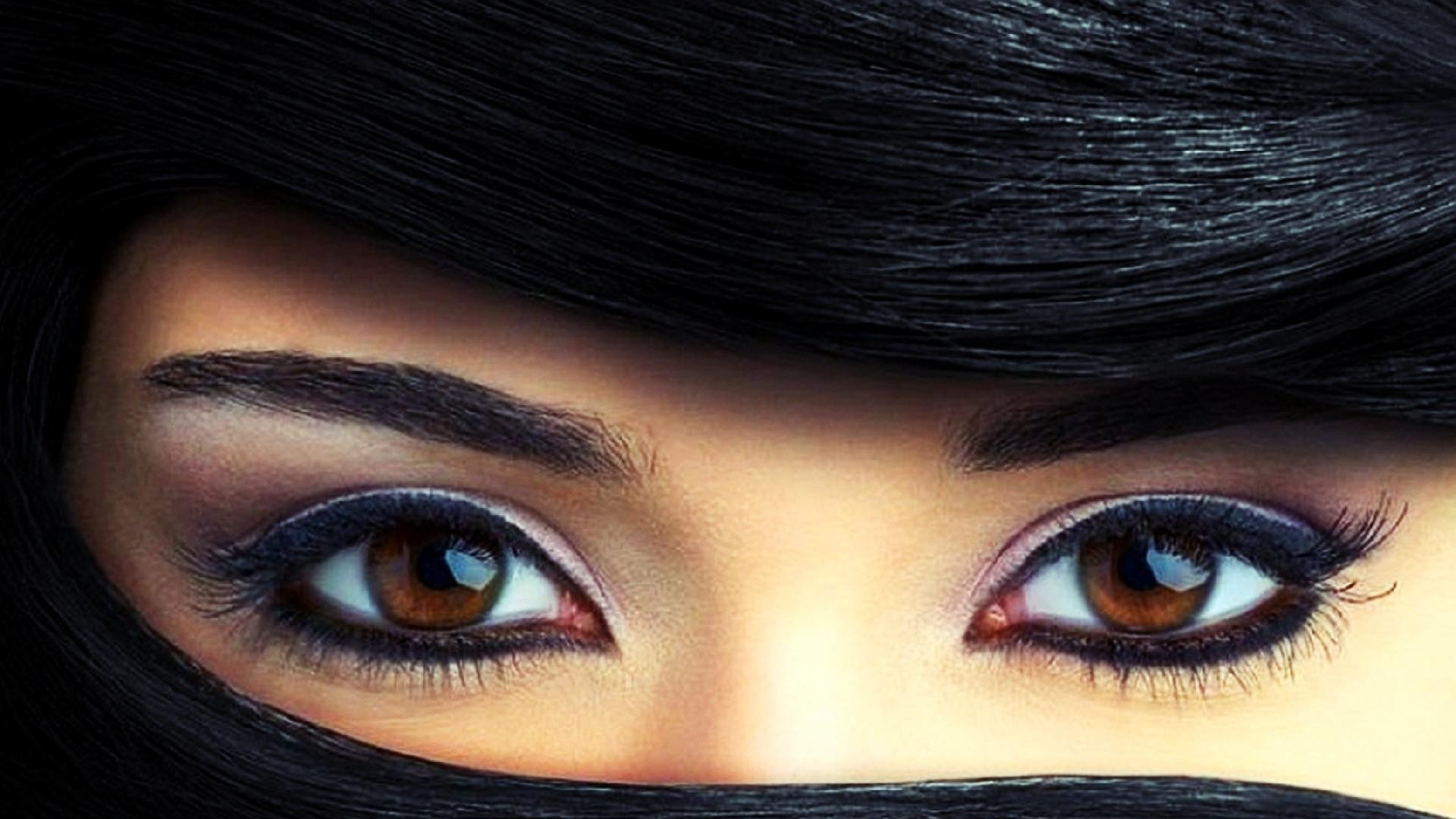 Beautiful Eyes Girl Wallpaper - Beautiful Eyes In Hijab - HD Wallpaper 