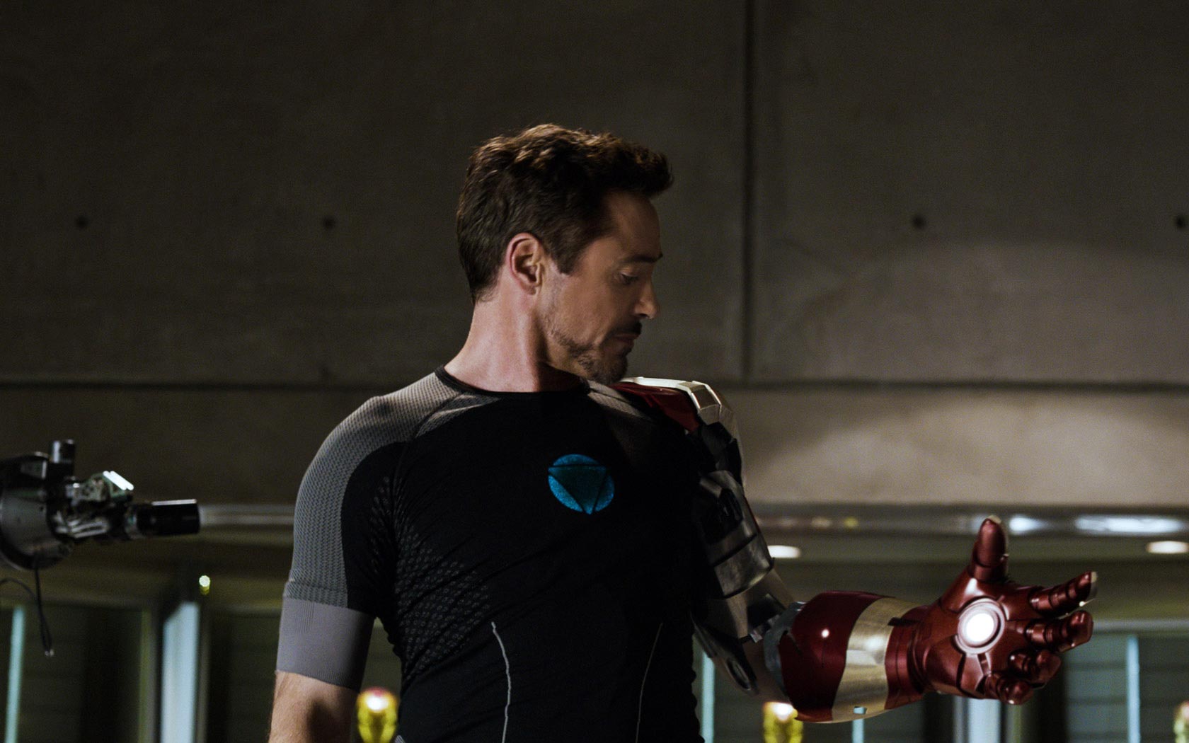 Iron Man 3 Tony Stark Suit - HD Wallpaper 