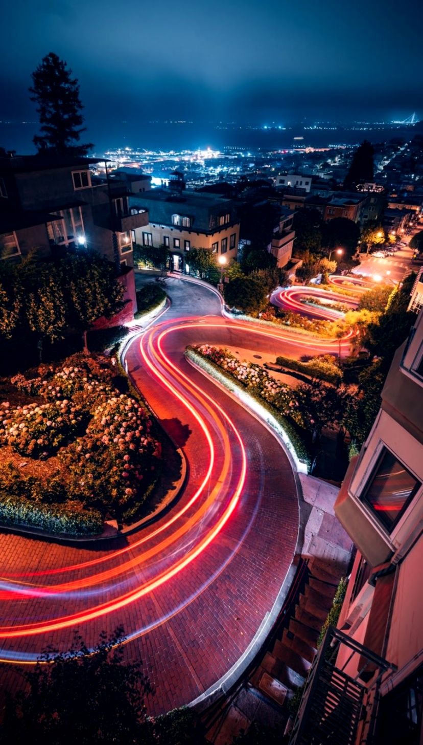 Beautiful City Road Beautiful Wallpaper Iphone Wallpaper - Lombard Street À San Francisco La Nuit - HD Wallpaper 