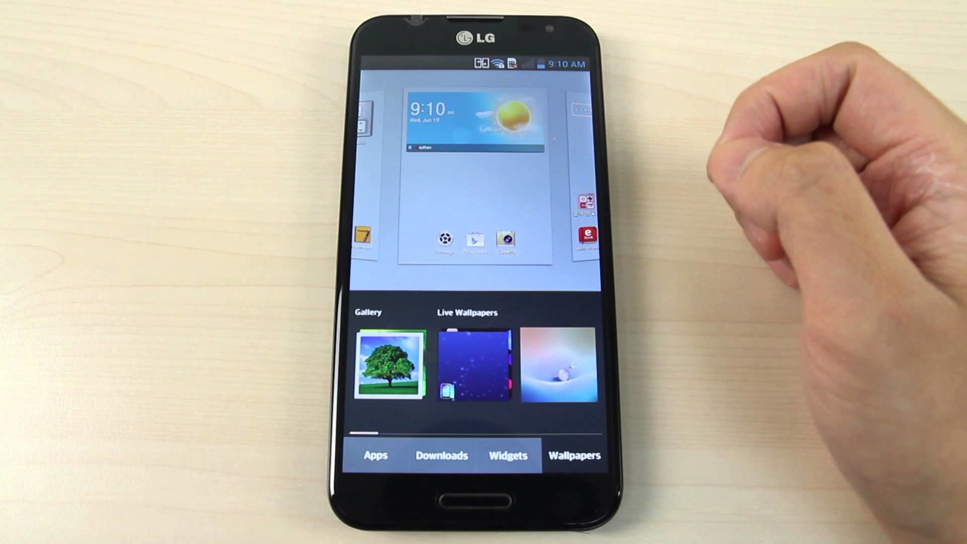 How To Change The Theme And Lock Screen Wallpaper On - Iphone - HD Wallpaper 