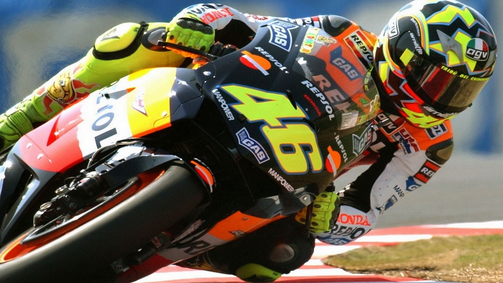 Valentino Rossi Repsol Honda 2002 - HD Wallpaper 