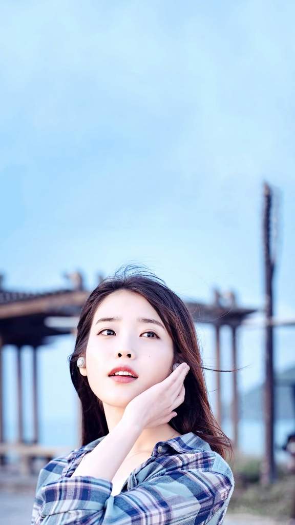 Lee Ji Eun  Hotel Del Luna IU wallpaper  IUmushimushi  Facebook