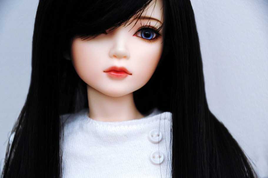 Doll Hd Wallpaper - Doll With Black Hair - HD Wallpaper 