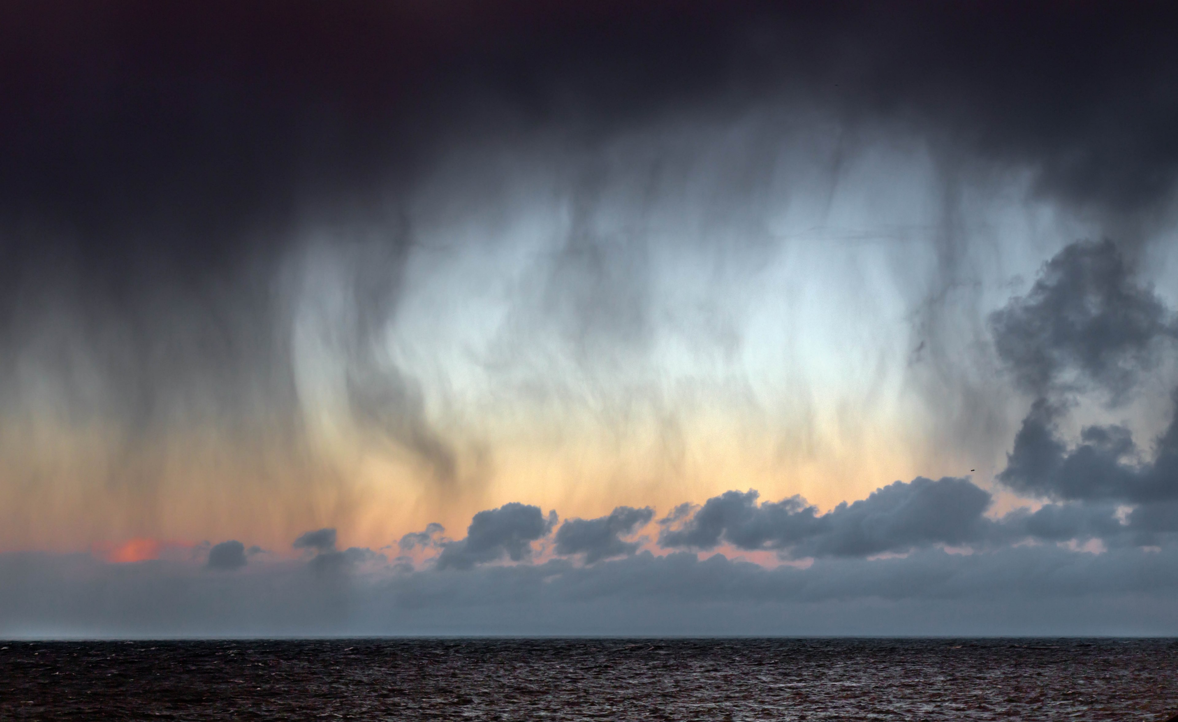 Dark Storm Sunset - HD Wallpaper 