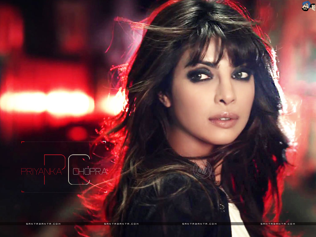 Priyanka Chopra - HD Wallpaper 