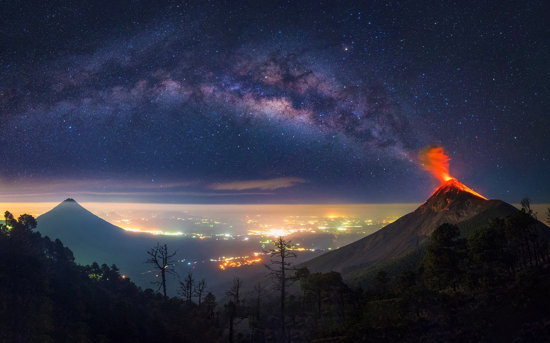 Volcano Milky Way - HD Wallpaper 