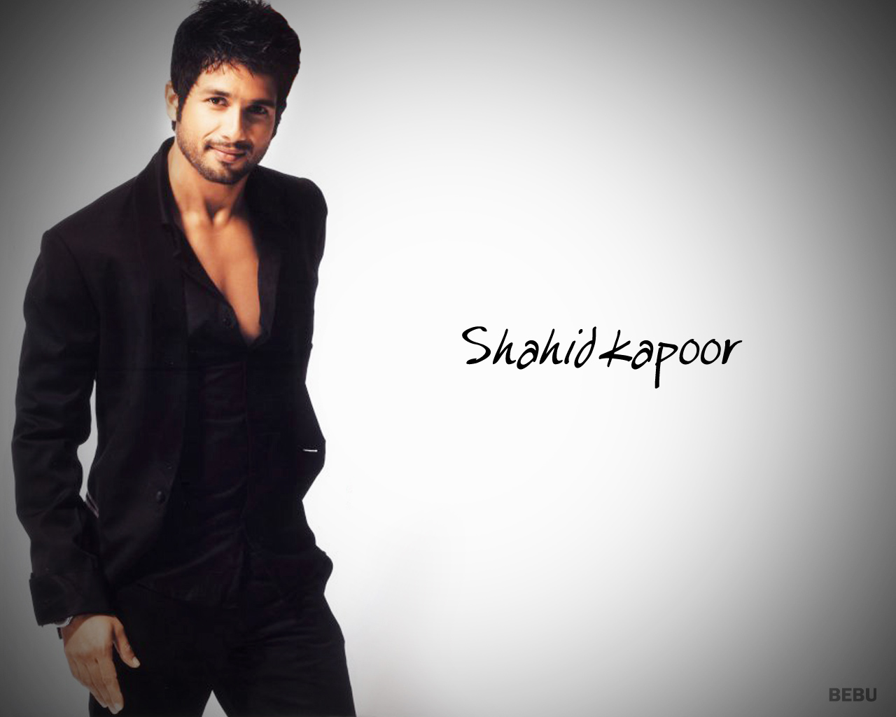 Shahid - Shahid Kapoor In Suit - HD Wallpaper 