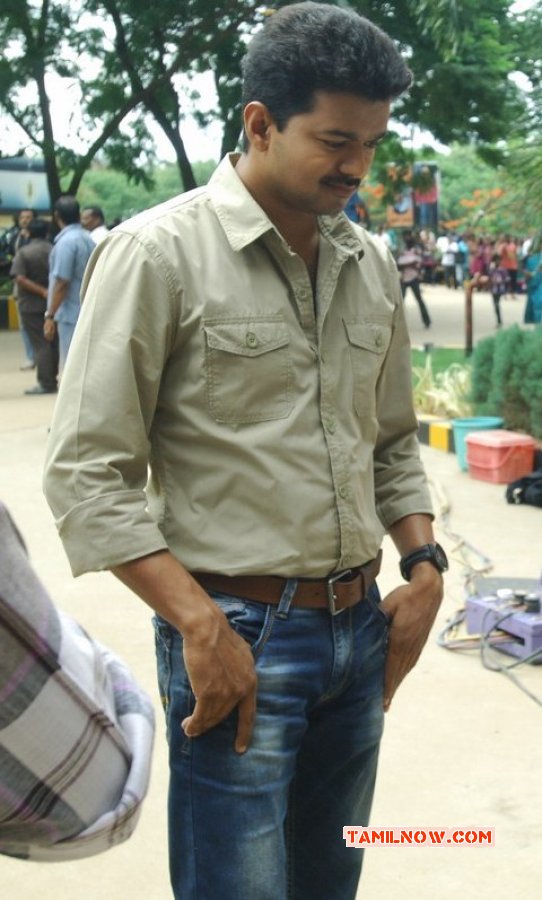 Latest Wallpaper Vijay Tamil Hero - Vijay Murugadoss - HD Wallpaper 