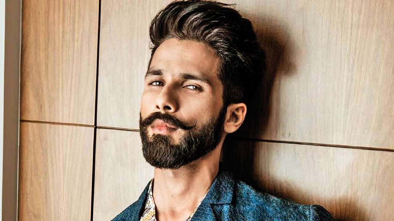 Shahid Kapoor Actor Photos - 1280x720 Wallpaper Shahid Kapoor Actor Photos - 1280x720 Wallpaper