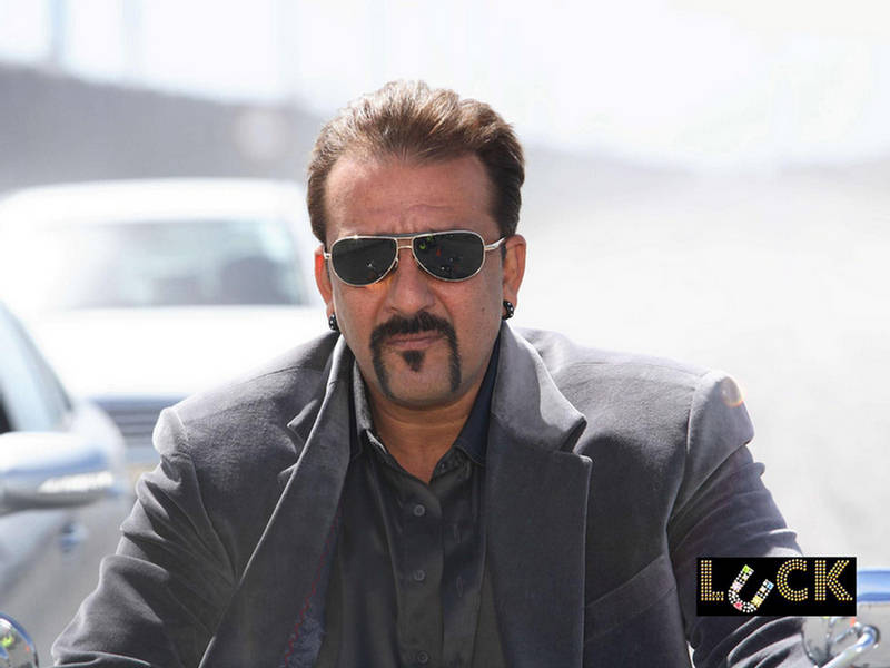 Sanjay Dutt In Saki Saki - HD Wallpaper 