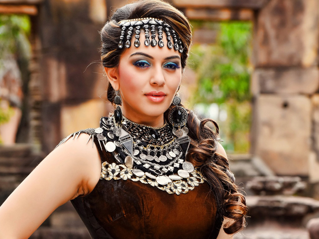 Hansika Motwani - HD Wallpaper 