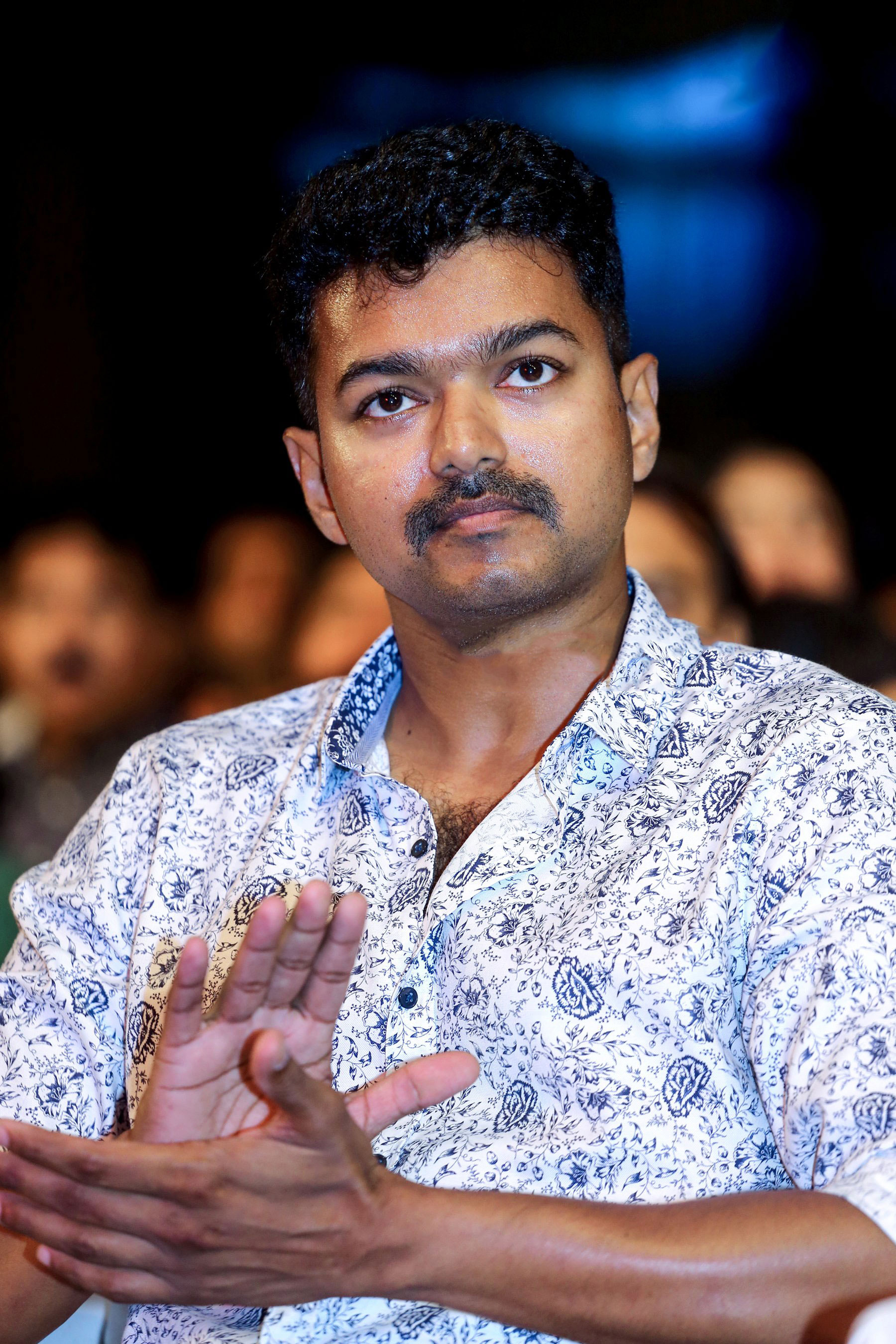 Vijay At Puli Audio Launch - Katrina Kaif And Vijay - HD Wallpaper 