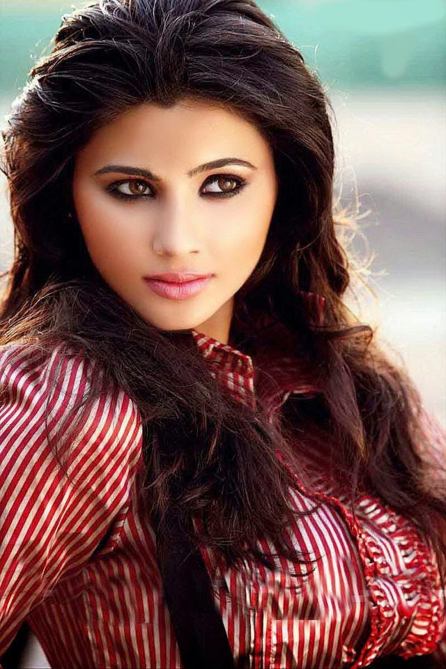 Jai Ho Movie Heroine Daisy Shah Hd Hot Wallpapers - Daisy Shah Full Hd - HD Wallpaper 